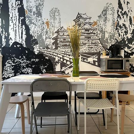 The Triplex- 3 Bedrooms In The Escutcheon! Montpellier Bagian luar foto