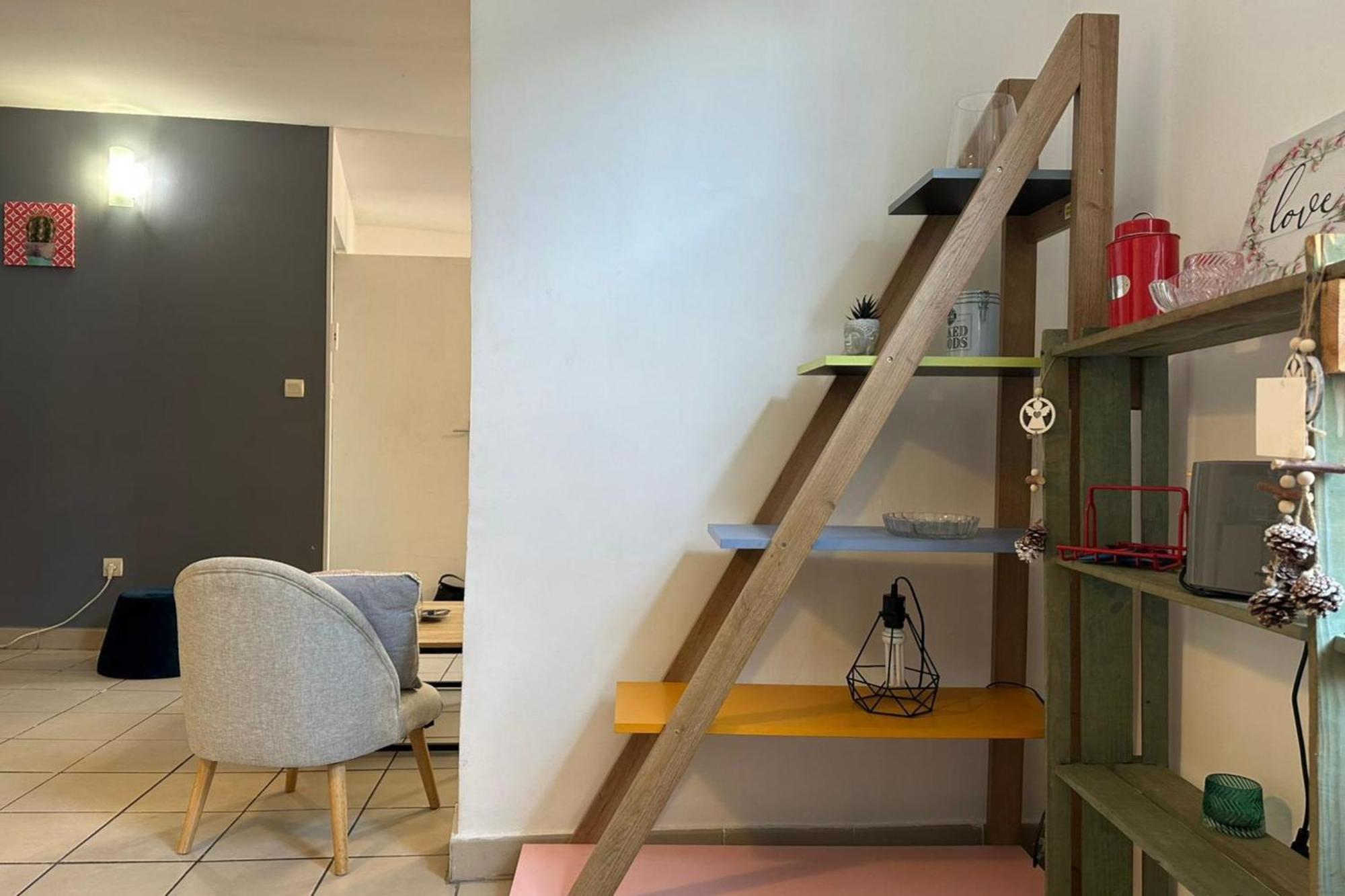 The Triplex- 3 Bedrooms In The Escutcheon! Montpellier Bagian luar foto